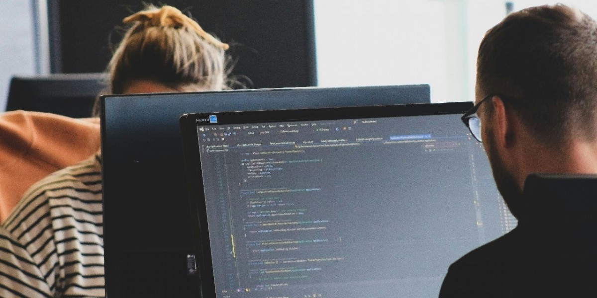 Beyond the Server Room: Embracing the Cloud for Smarter Hosting