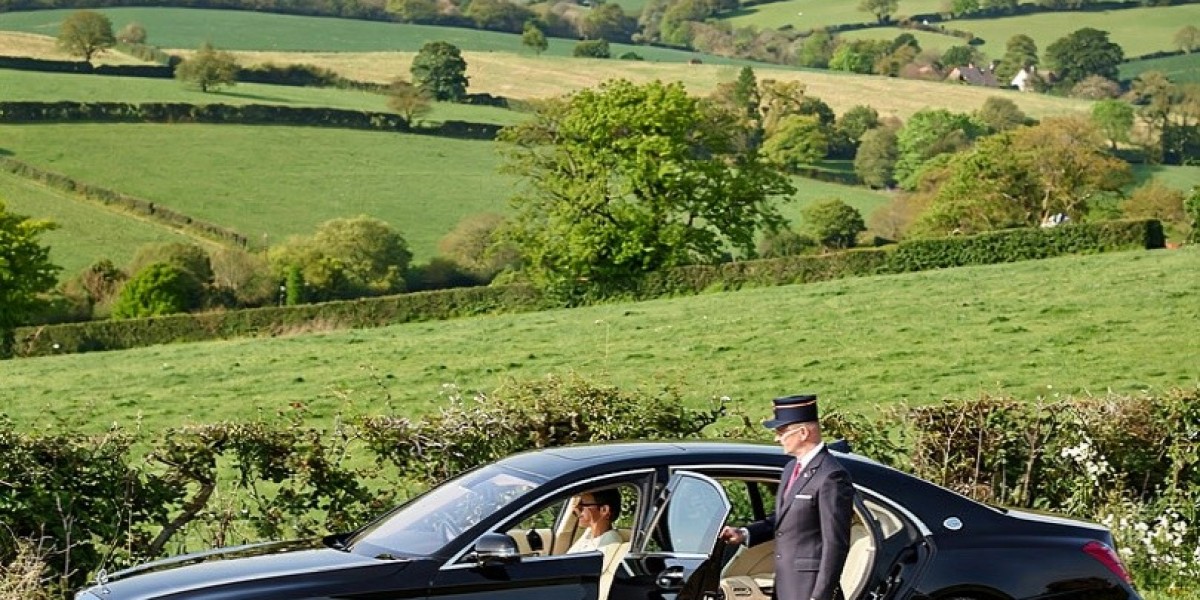 Luxury Chauffeur Hire in Richmond: The Ultimate Choice for Comfortable and Professional Travel