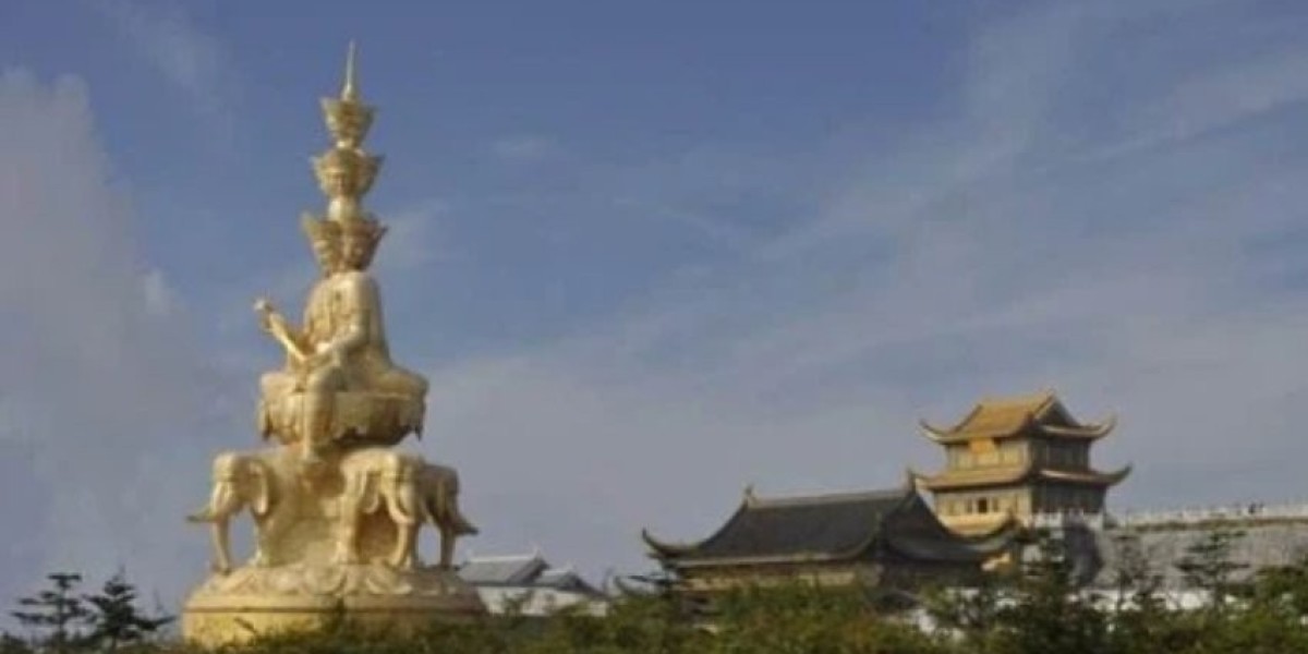 Charting the Ultimate Sichuan Odyssey: A Master Guide to Natural and Cultural Marvels