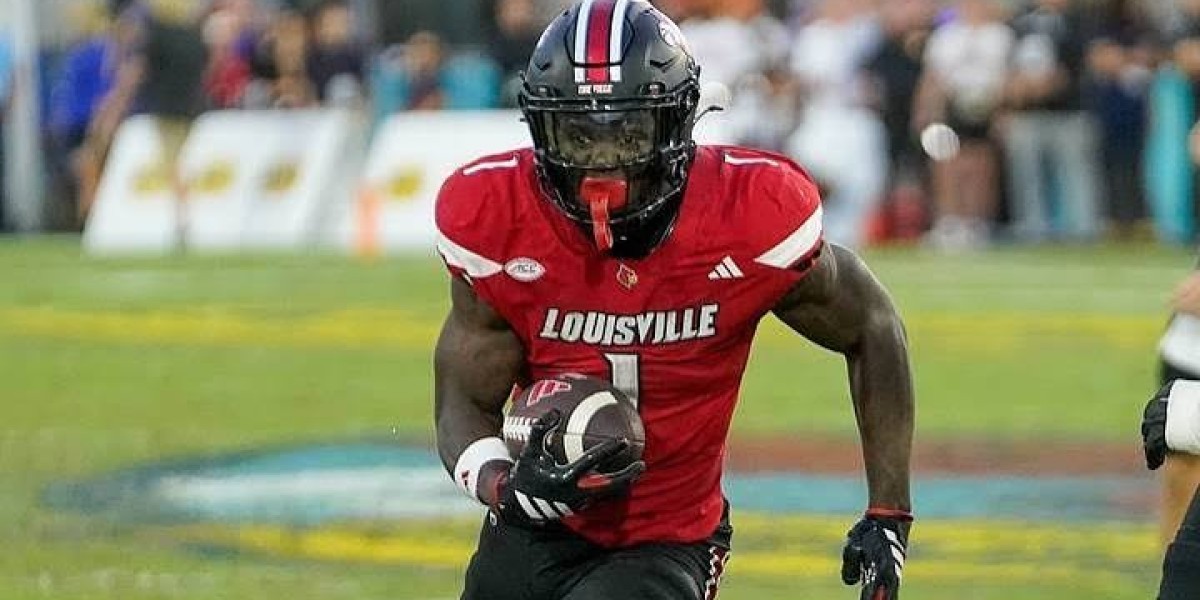 Who Rises in CFB 27? u4gm's Roster Preview
