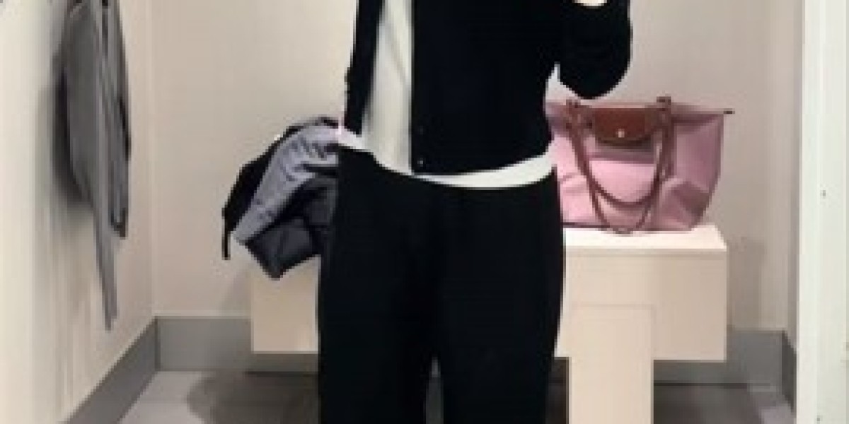 Auralee: Exploring the World of Modern Japanese Fashion